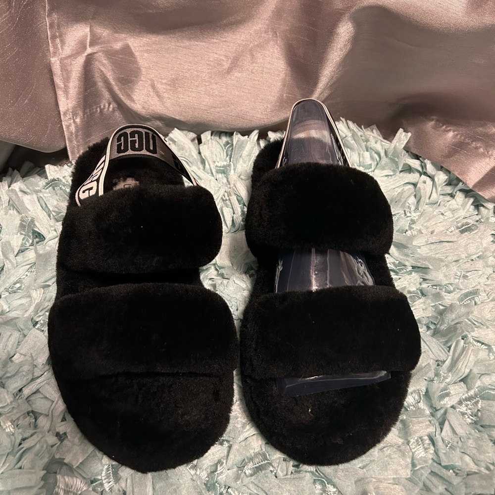 UGG Black Fluffy slide sandal